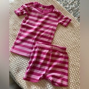 Pink striped Hanna Andersson short sleeve/shorts pajamas - size 4/100, EUC